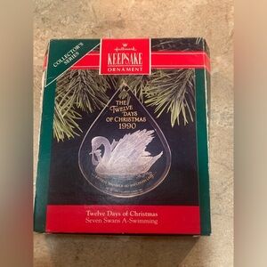 Hallmark The Twelve Days Of Christmas-1990 seven swans a swimming.